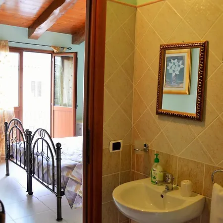 Vendégház La Capinera San Vito