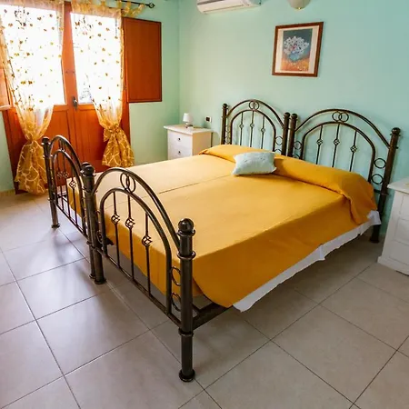 Maison d'hôtes La Capinera San Vito (Sardinia)